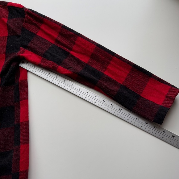 G.H. Bass & Co Sweater Buffalo Plaid Size M - Picture 8 of 11